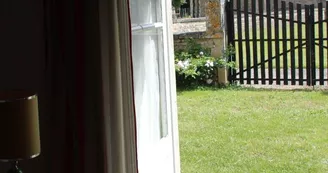 Logis "Dans l'enceinte du château" Logis "Dans l'enceinte du château"