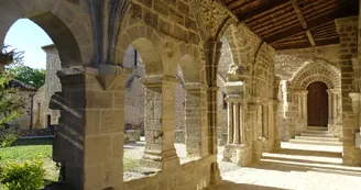 Abbaye de Saint Amant de Boixe Abbaye de Saint Amant de Boixe