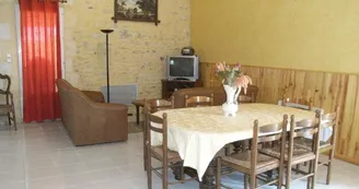 Gîte Bouton d'Or - 10 pers