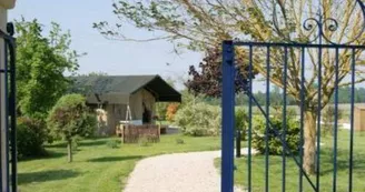 Camping Domaine des Vignères Camping Domaine des Vignères
