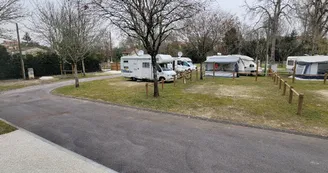 Camping Municipal de Jonzac