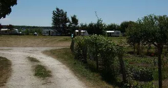 Aire Naturelle Le Moulin de Pousseau