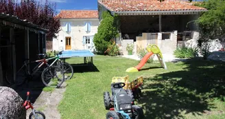 Gite le buis du bourdeaux - 8pers