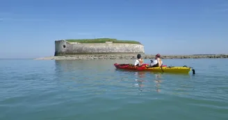 Tour de l'île Madame en kayak de mer au coeur du parc Marin.