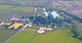 Les Écuries de l'Étang