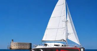 Sortie demi-journée Fort Boyard en catamaran - Catamaran La Rochelle Sortie demi-journée Fort Boyard en catamaran - Catamaran La Rochelle