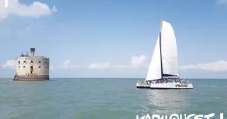 Après-midi aventure en catamaran à voile vers Fort Boyard – Kapalouest Après-midi aventure en catamaran à voile vers Fort Boyard – Kapalouest