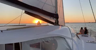 Sortie coucher de Soleil en catamaran - Catamaran La Rochelle Sortie coucher de Soleil en catamaran - Catamaran La Rochelle