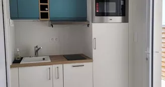 Maison 3 personnes - Bleu et bois Maison 3 personnes - Bleu et bois