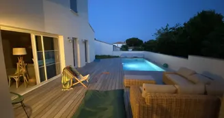 Villa 4M Palais Villa 4M Palais