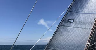 Cours et sorties sur un voilier - Apex Performance Voile