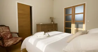 Les Pierres Salées