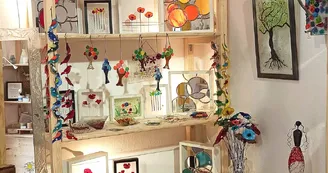 Exposition d'objets en verre/vitrail - Elisabeth CUFFEL