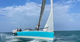 Skip & Sea Skip & Sea
