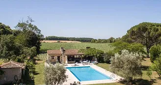 Le château de Théon