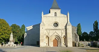 Circuit pedestre Les Maines - N 22 - Ozillac - Haute-Saintonge 3 Circuit pedestre Les Maines - N 22 - Ozillac - Haute-Saintonge 3